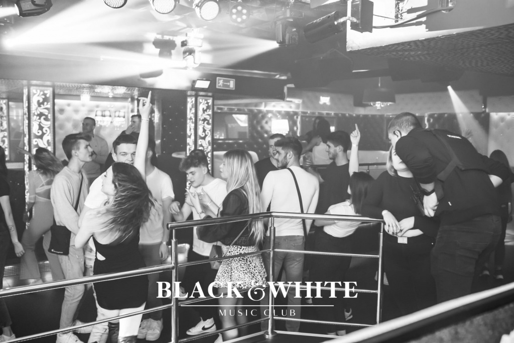 Topky w Clubie Black&White [05.11.2021] - zdjęcie #72 - eOstroleka.pl