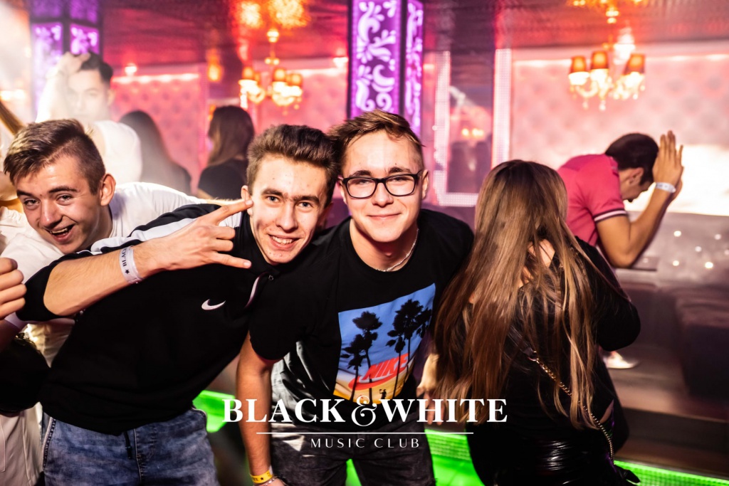 Topky w Clubie Black&White [05.11.2021] - zdjęcie #16 - eOstroleka.pl