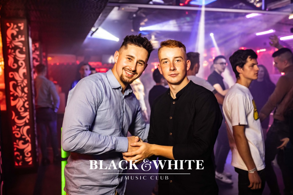 Topky w Clubie Black&White [05.11.2021] - zdjęcie #8 - eOstroleka.pl