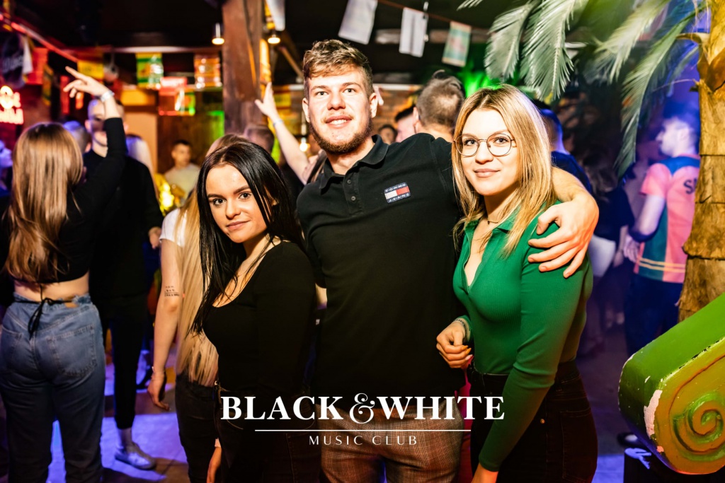 Topky w Clubie Black&White [05.11.2021] - zdjęcie #6 - eOstroleka.pl