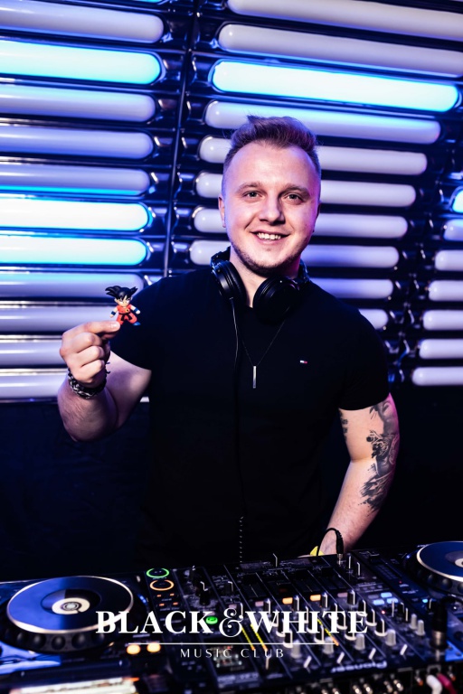 Topky w Clubie Black&White [05.11.2021] - zdjęcie #5 - eOstroleka.pl