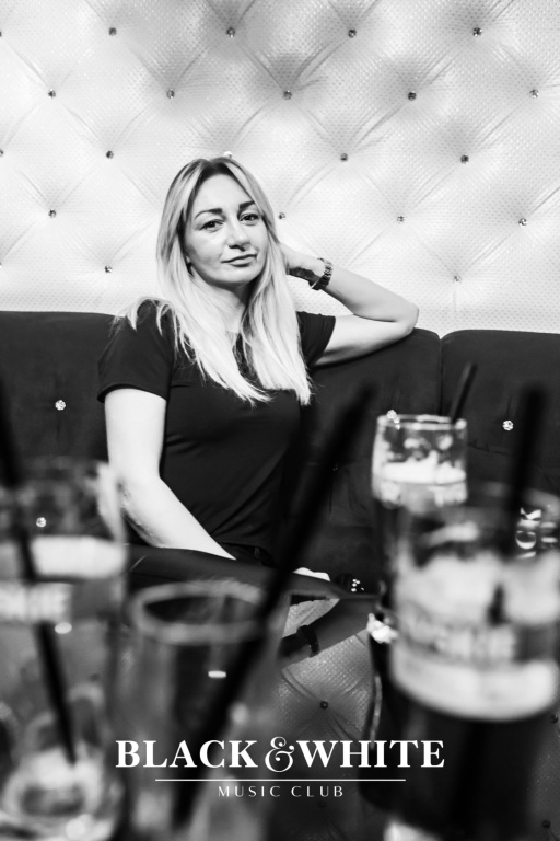 Kobiety rządzą światem Black&White [06.11.2021] - zdjęcie #29 - eOstroleka.pl