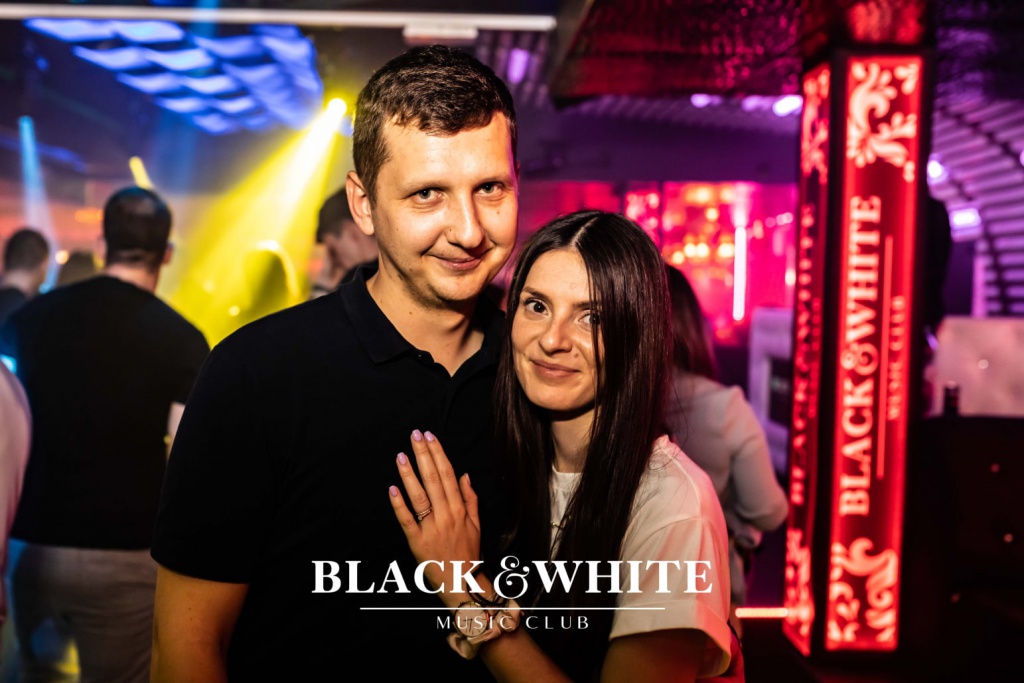 Kobiety rządzą światem Black&White [06.11.2021] - zdjęcie #9 - eOstroleka.pl