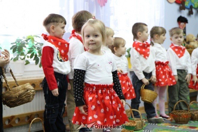 Dzień Babci. Przedszkole nr 1(25-01-2011) - zdjęcie #25 - eOstroleka.pl