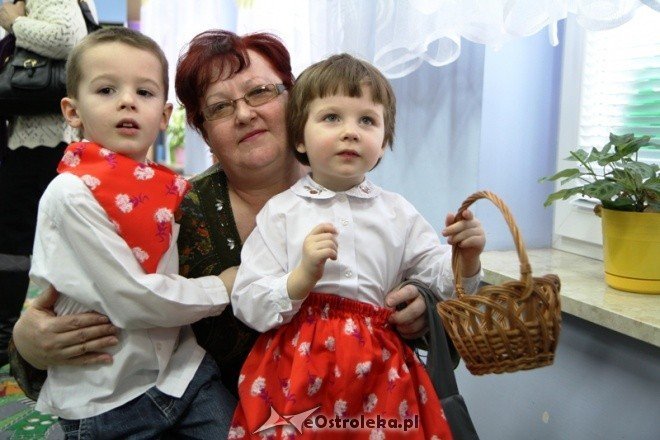 Dzień Babci. Przedszkole nr 1(25-01-2011) - zdjęcie #35 - eOstroleka.pl