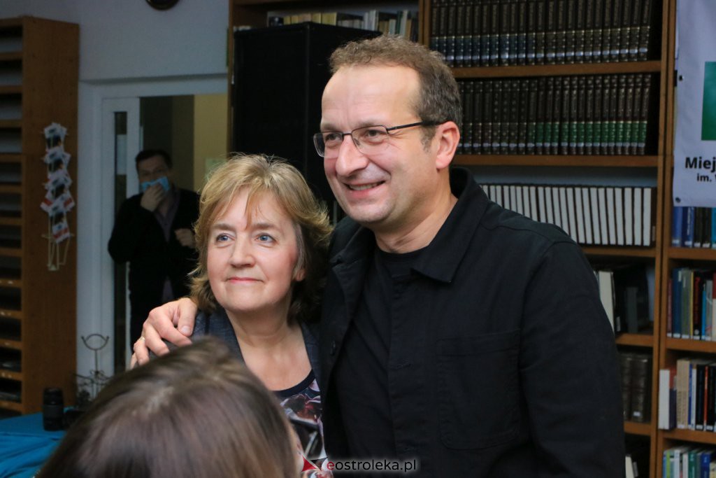 Robert Górski i Monika Sobień-Górska w Ostrołęce [18.11.2021] - zdjęcie #16 - eOstroleka.pl