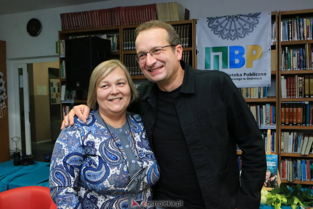 Robert Górski i Monika Sobień-Górska w Ostrołęce [18.11.2021] - zdjęcie #8 - eOstroleka.pl