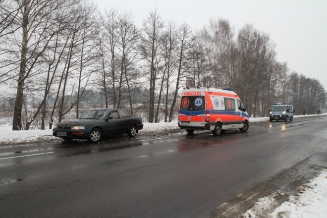 Wypadek goworowska(26-01-2011) - zdjęcie #2 - eOstroleka.pl