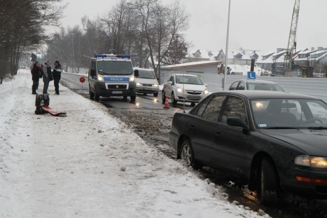 Wypadek goworowska(26-01-2011) - zdjęcie #7 - eOstroleka.pl