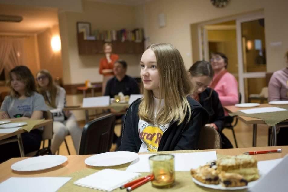 Projekt „Tu jestem, gdzie byłem…” w Czarnowcu [19.11.2021] - zdjęcie #21 - eOstroleka.pl