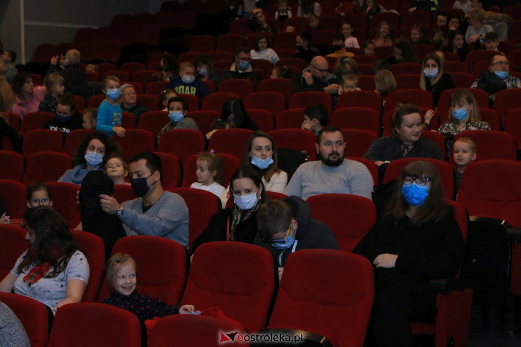 Spektakl „Mały Książę” w Ostrołęckim Centrum Kultury [21.11.2021] - zdjęcie #2 - eOstroleka.pl