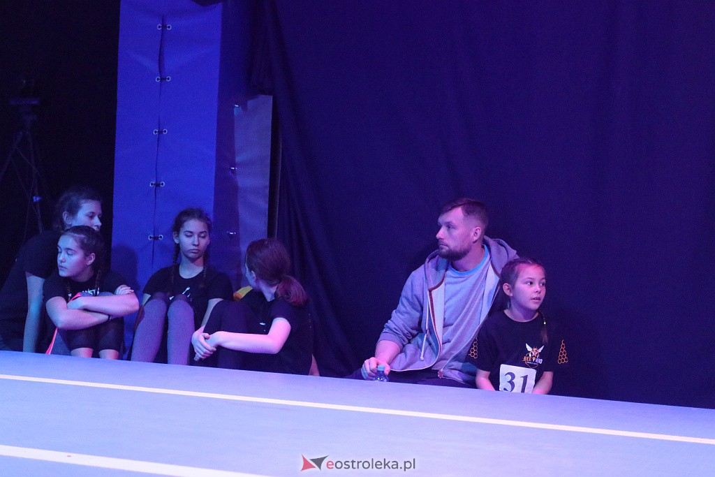 Krajowy Turniej Gimnastyki w Bee Hero [21.11.2021] - zdjęcie #26 - eOstroleka.pl