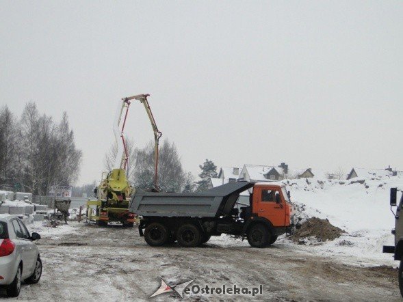 Plac  budowy nowej komendy (26-01-2011) - zdjęcie #24 - eOstroleka.pl