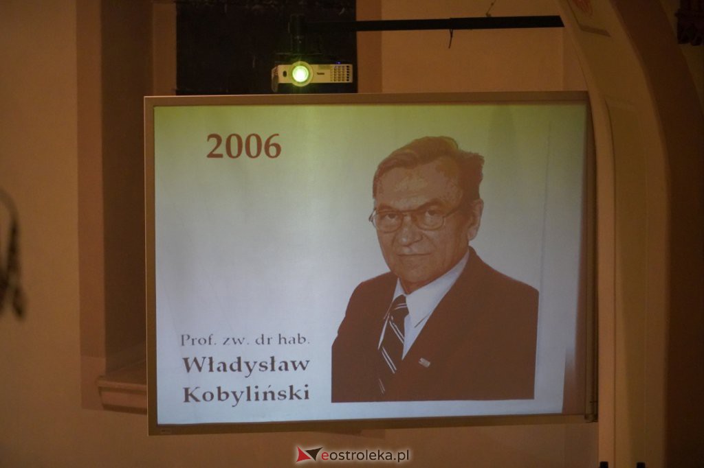 Czesław Lang odebrał w Ostrołęce wyróżnienie Narodowi i Ojczyźnie [ZDJĘCIA] - zdjęcie #16 - eOstroleka.pl
