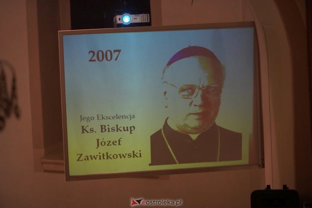 Czesław Lang odebrał w Ostrołęce wyróżnienie Narodowi i Ojczyźnie [ZDJĘCIA] - zdjęcie #17 - eOstroleka.pl