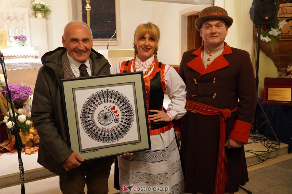 Czesław Lang odebrał w Ostrołęce wyróżnienie Narodowi i Ojczyźnie [ZDJĘCIA] - zdjęcie #2 - eOstroleka.pl