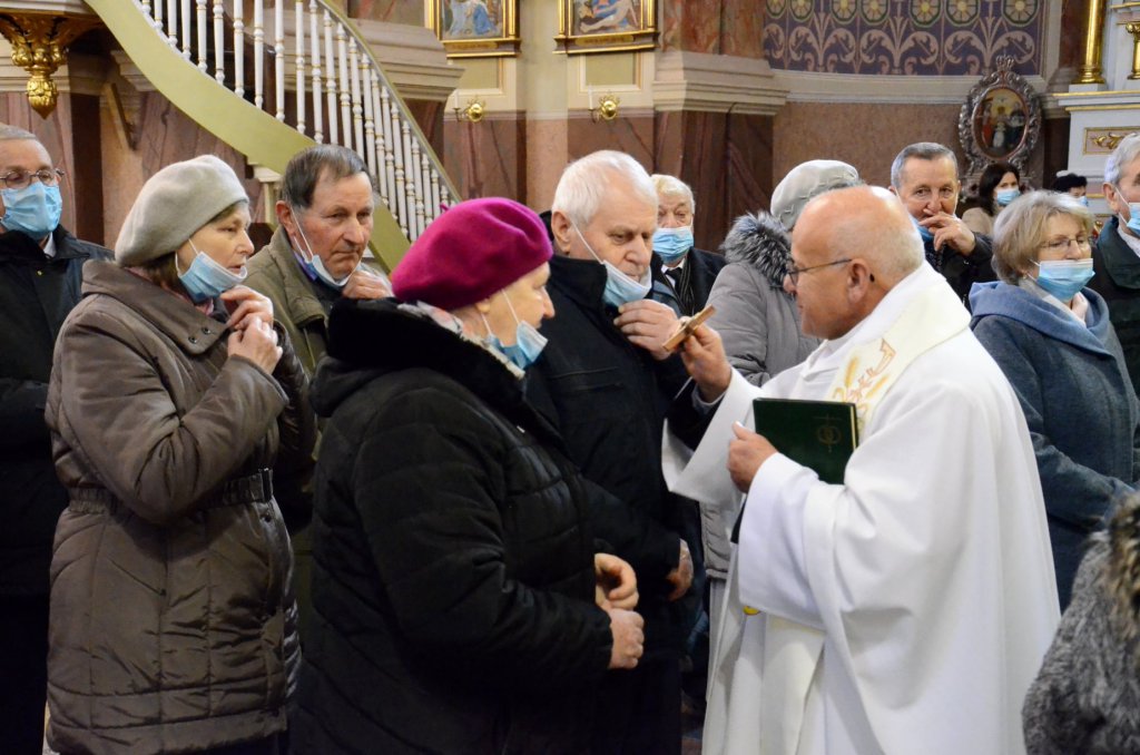 Przeżyli razem 50 lat. Złote Gody w Kadzidle. Jubileusz świętowało 18 par [25.11.2021] - zdjęcie #31 - eOstroleka.pl