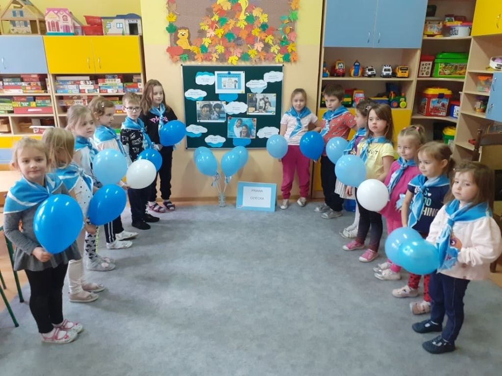W „Krainie Misiów” świętowali Międzynarodowy Dzień Praw Dziecka [25.11.2021] - zdjęcie #8 - eOstroleka.pl