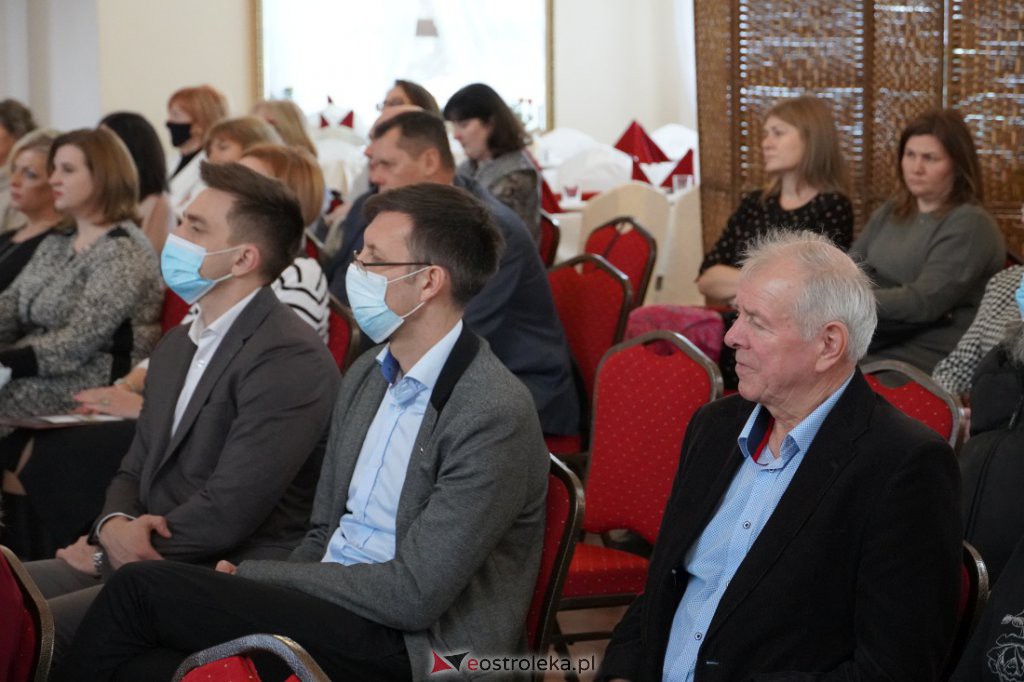 Konferencja historyczna o ziemiach nadorzańskich „Od przeszłości do teraźniejszości” - zdjęcie #15 - eOstroleka.pl
