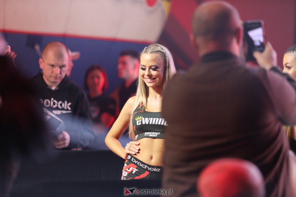 Knockout Boxing Night 19 w Ostrołęce [27.11.2021] - zdjęcie #120 - eOstroleka.pl