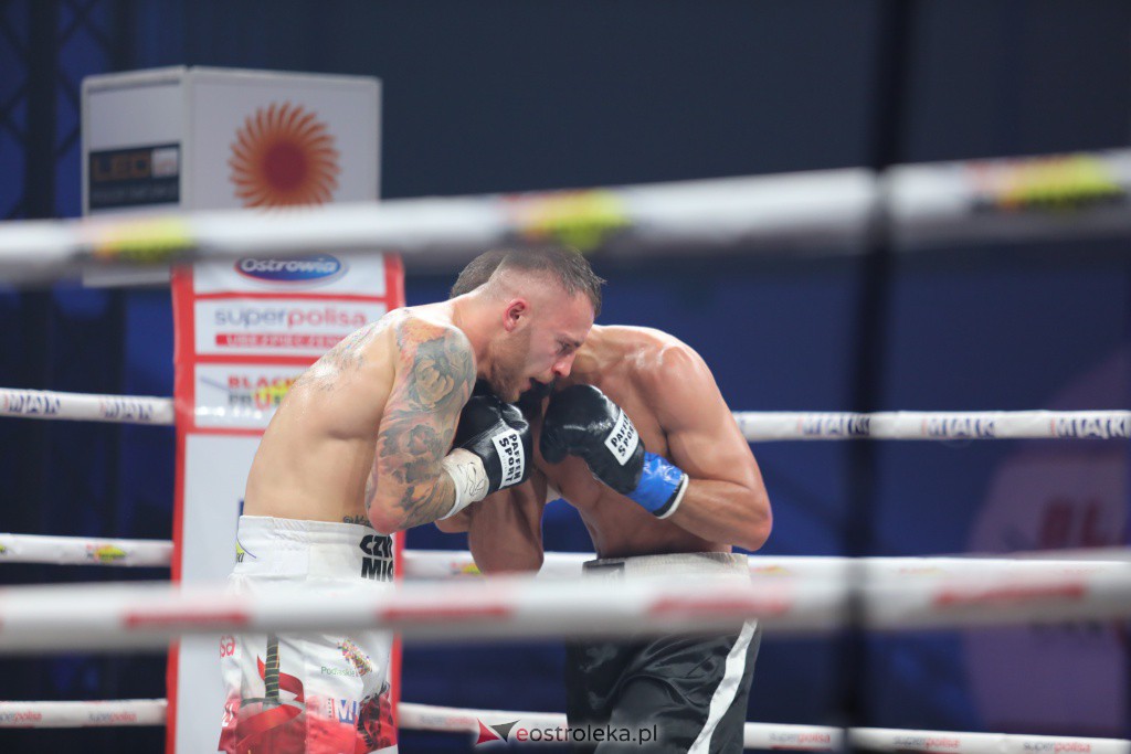 Knockout Boxing Night 19 w Ostrołęce [27.11.2021] - zdjęcie #91 - eOstroleka.pl