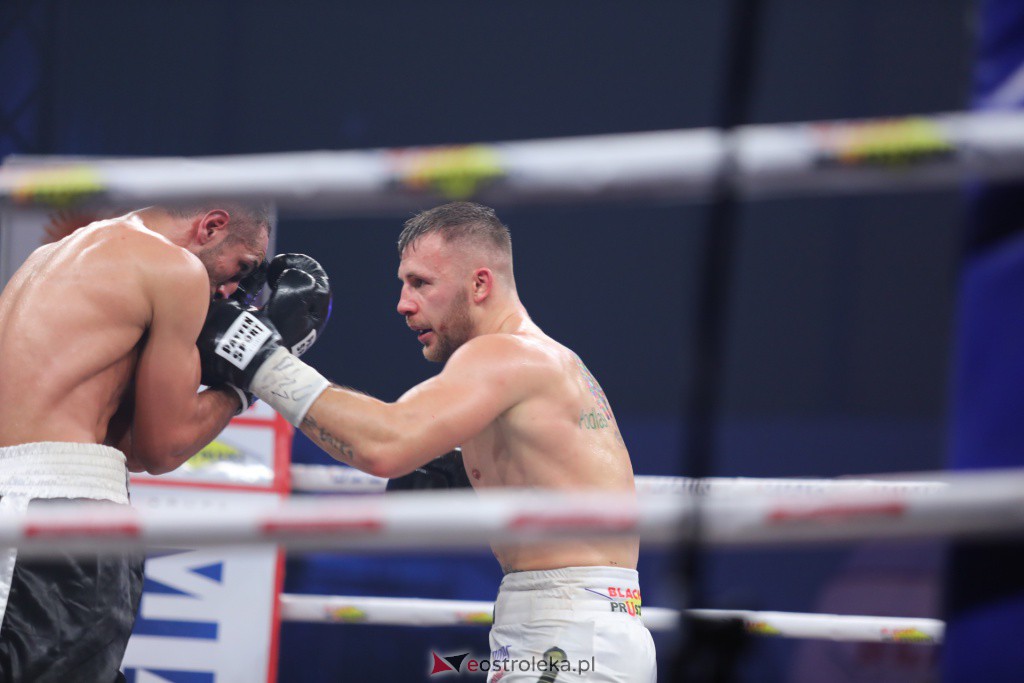 Knockout Boxing Night 19 w Ostrołęce [27.11.2021] - zdjęcie #88 - eOstroleka.pl
