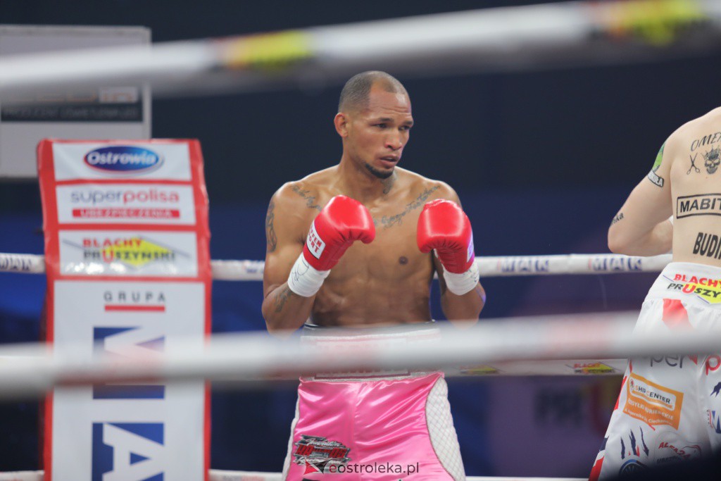 Knockout Boxing Night 19 w Ostrołęce [27.11.2021] - zdjęcie #58 - eOstroleka.pl