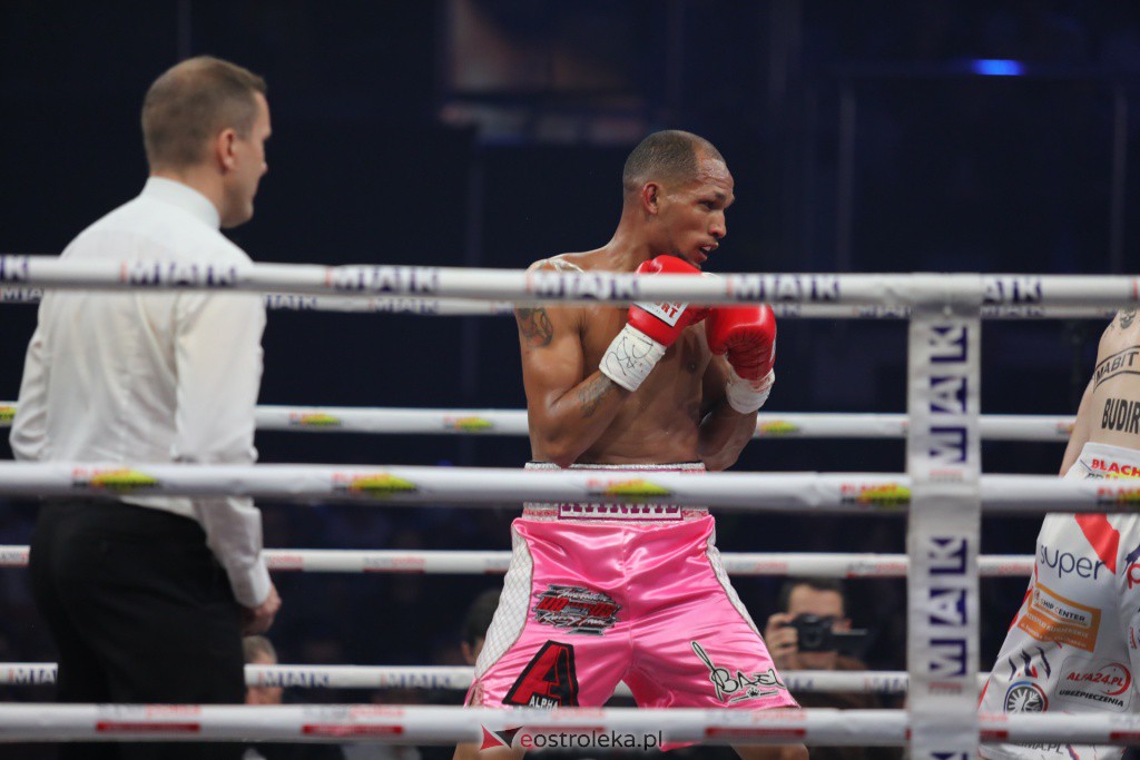 Knockout Boxing Night 19 w Ostrołęce [27.11.2021] - zdjęcie #50 - eOstroleka.pl