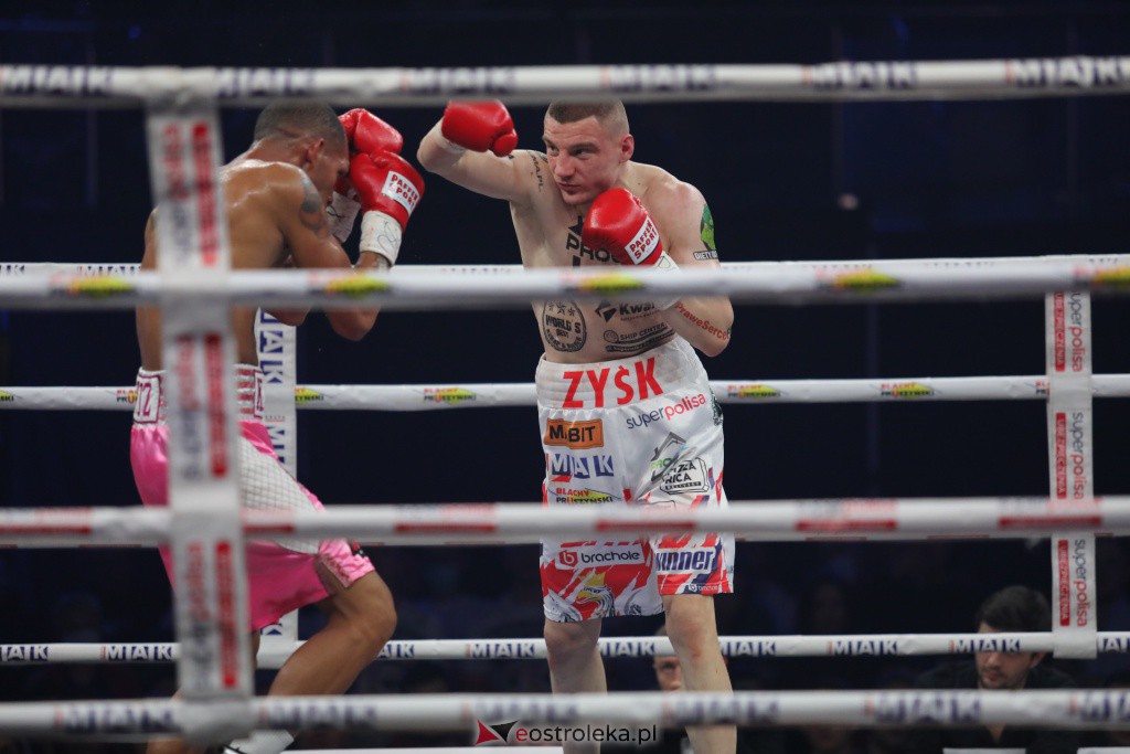 Knockout Boxing Night 19 w Ostrołęce [27.11.2021] - zdjęcie #39 - eOstroleka.pl