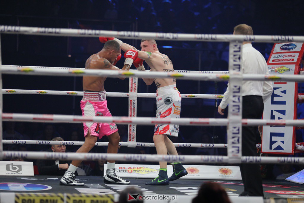 Knockout Boxing Night 19 w Ostrołęce [27.11.2021] - zdjęcie #28 - eOstroleka.pl