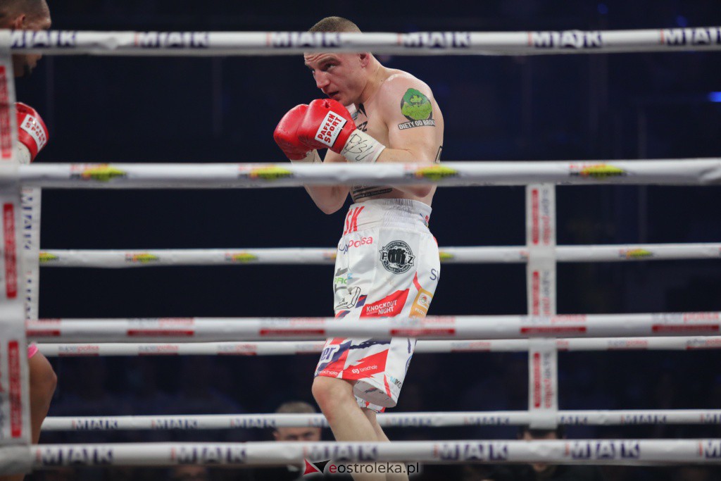 Knockout Boxing Night 19 w Ostrołęce [27.11.2021] - zdjęcie #20 - eOstroleka.pl
