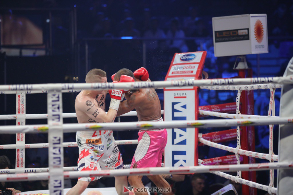 Knockout Boxing Night 19 w Ostrołęce [27.11.2021] - zdjęcie #12 - eOstroleka.pl