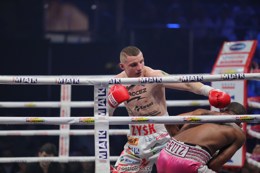 Knockout Boxing Night 19 w Ostrołęce [27.11.2021] - zdjęcie #11 - eOstroleka.pl