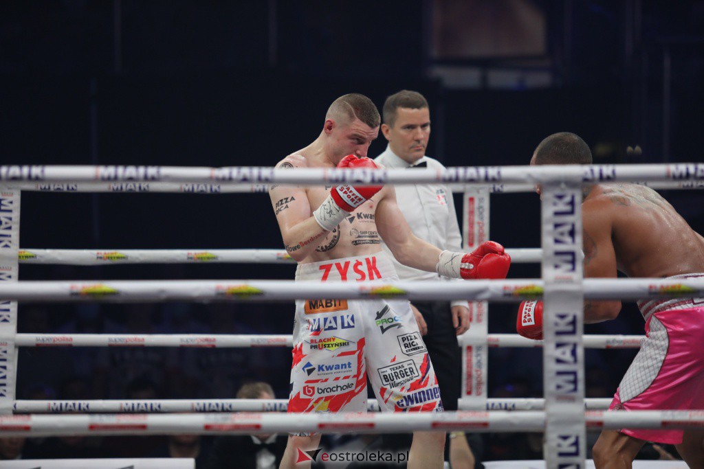Knockout Boxing Night 19 w Ostrołęce [27.11.2021] - zdjęcie #10 - eOstroleka.pl