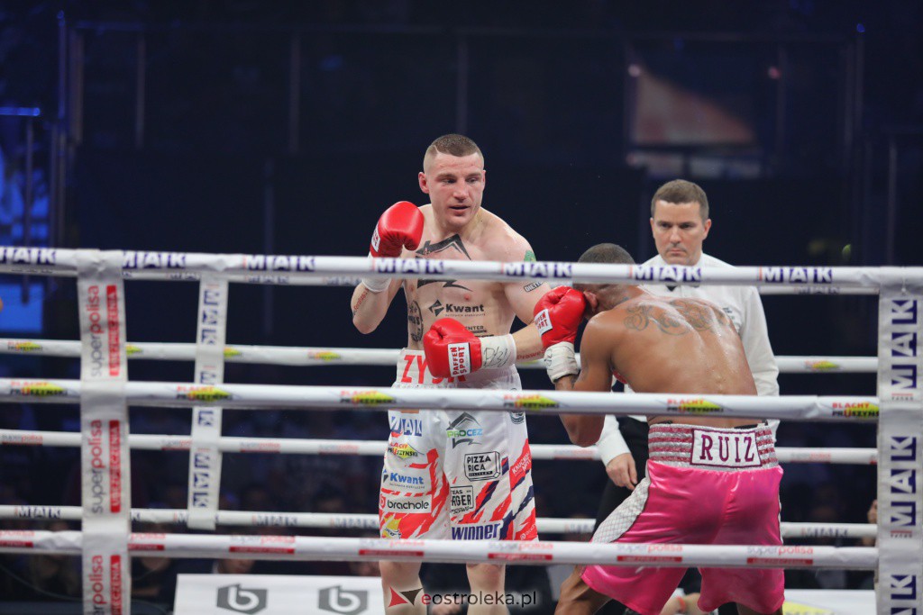 Knockout Boxing Night 19 w Ostrołęce [27.11.2021] - zdjęcie #8 - eOstroleka.pl