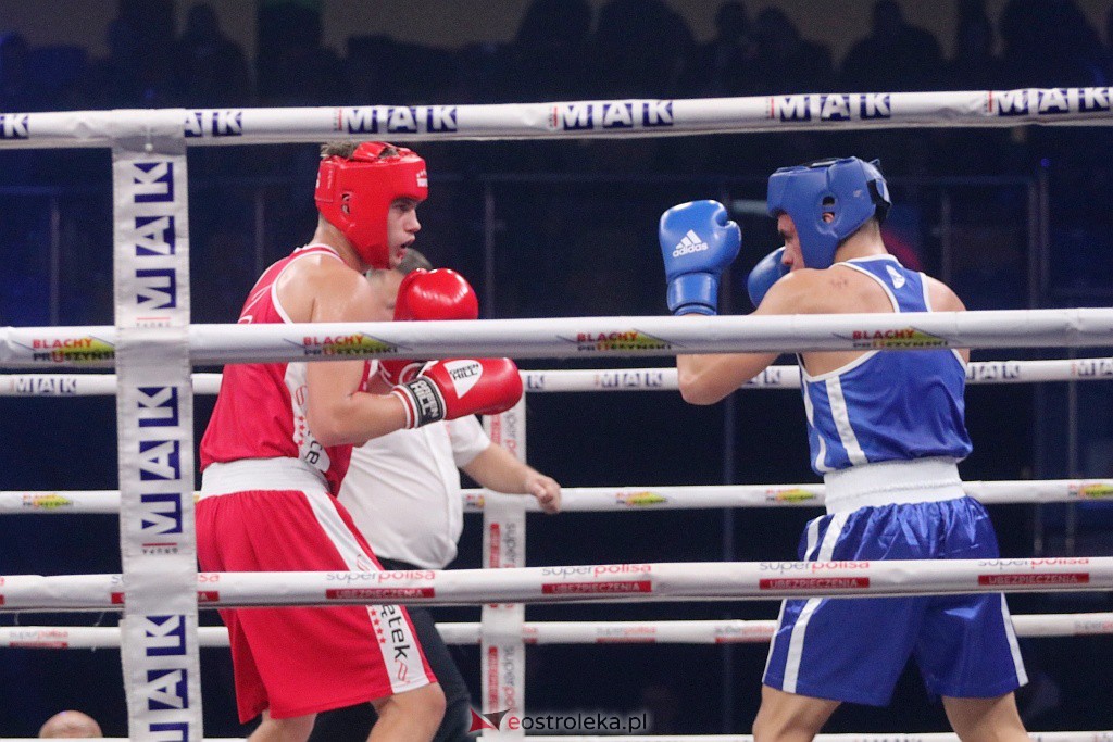 Knockout Boxing Night 19 w Ostrołęce [27.11.2021] - zdjęcie #8 - eOstroleka.pl