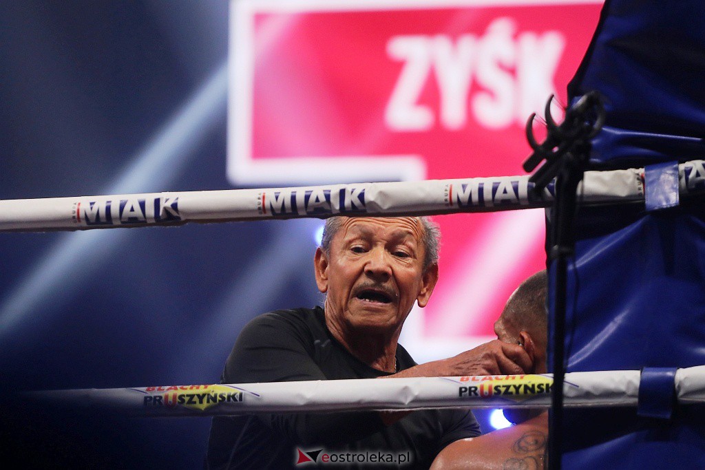 Knockout Boxing Night 19 w Ostrołęce [27.11.2021] - zdjęcie #78 - eOstroleka.pl