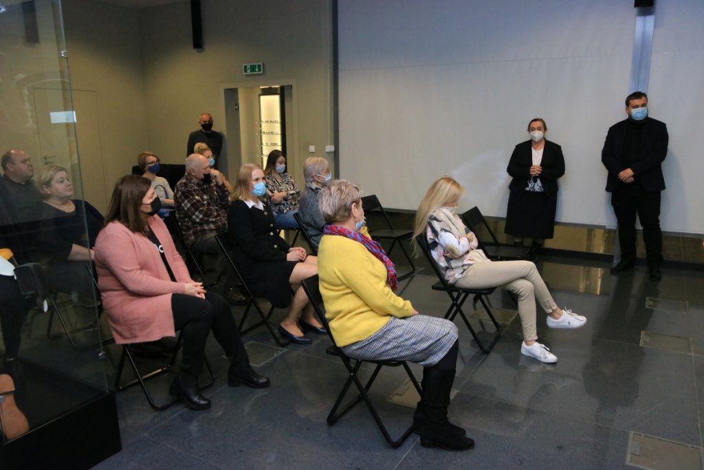 Wystawa okolicznościowa „Ostrołęckie upamiętnienia Powstania Listopadowego” na Fortach Bema oficjalnie otwarta [29.11.2021] - zdjęcie #21 - eOstroleka.pl