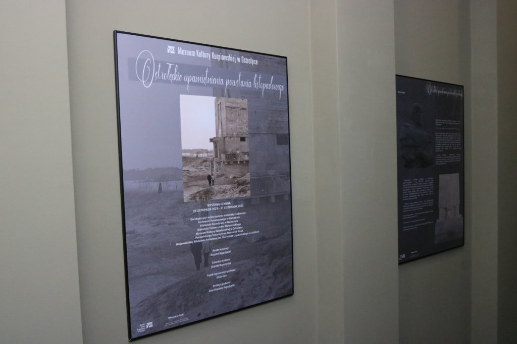 Wystawa okolicznościowa „Ostrołęckie upamiętnienia Powstania Listopadowego” na Fortach Bema oficjalnie otwarta [29.11.2021] - zdjęcie #16 - eOstroleka.pl