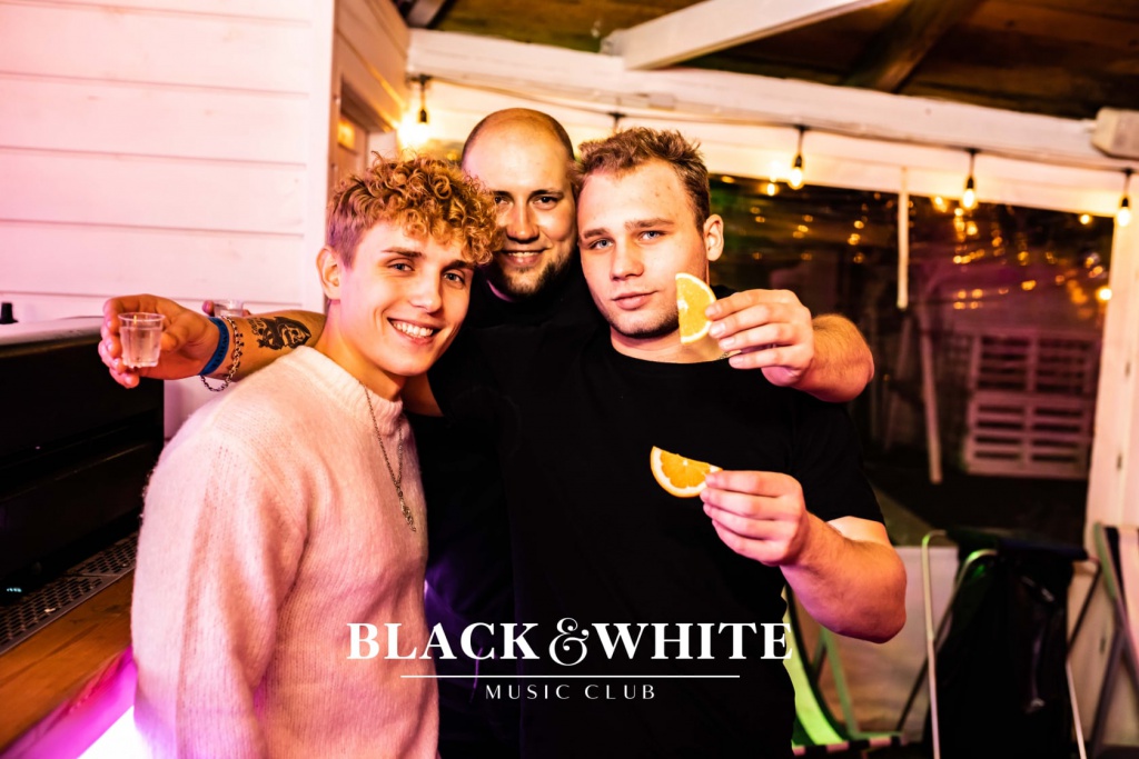 Kubańczyk w Clubie Black&White [19.11.2021] - zdjęcie #95 - eOstroleka.pl