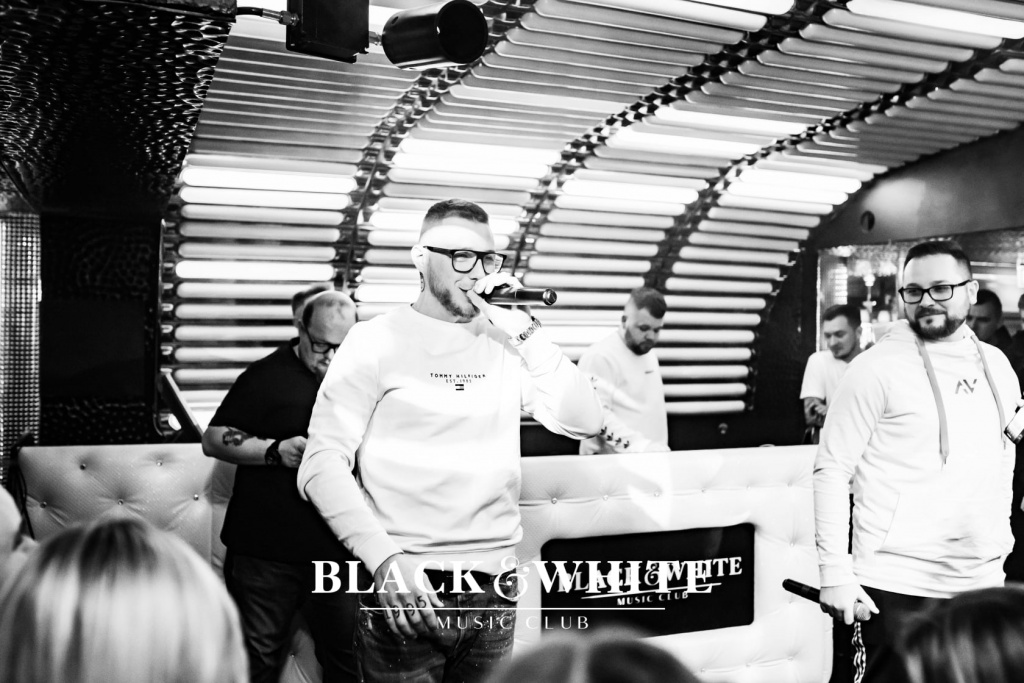 Kubańczyk w Clubie Black&White [19.11.2021] - zdjęcie #33 - eOstroleka.pl