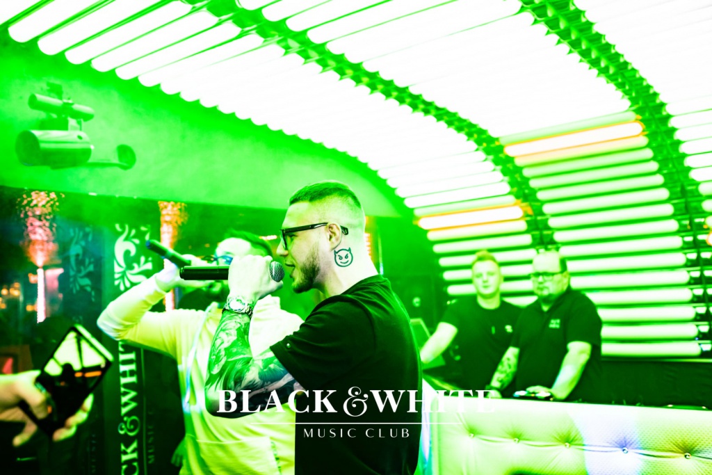 Kubańczyk w Clubie Black&White [19.11.2021] - zdjęcie #48 - eOstroleka.pl