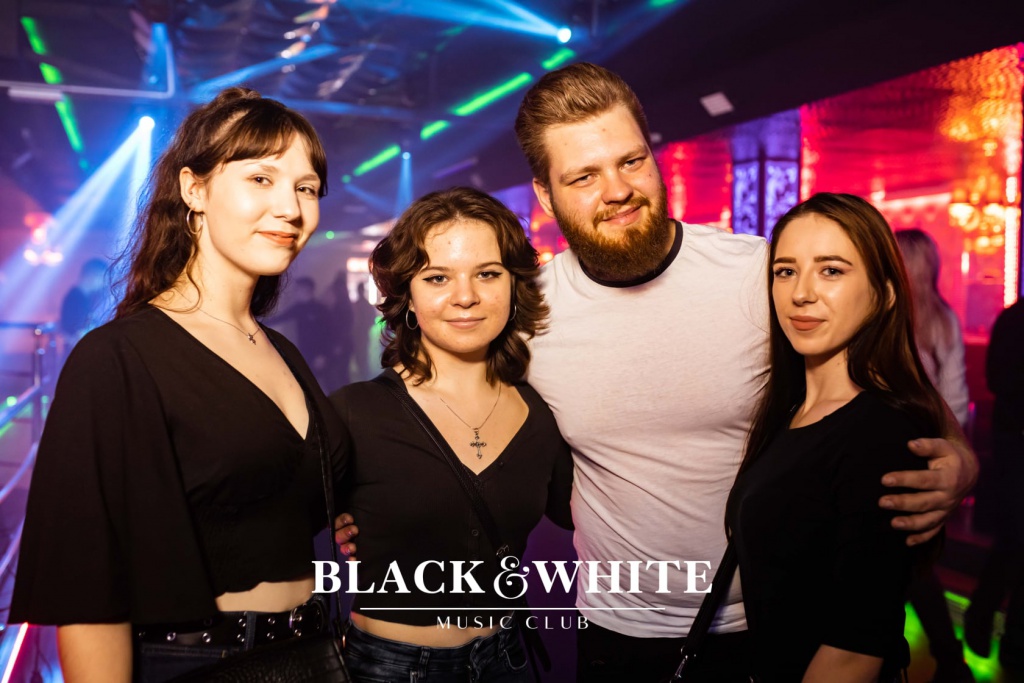 Kubańczyk w Clubie Black&White [19.11.2021] - zdjęcie #44 - eOstroleka.pl