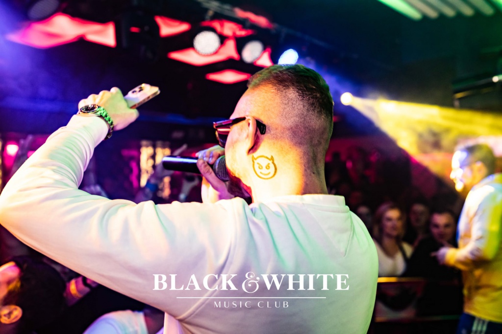 Kubańczyk w Clubie Black&White [19.11.2021] - zdjęcie #37 - eOstroleka.pl