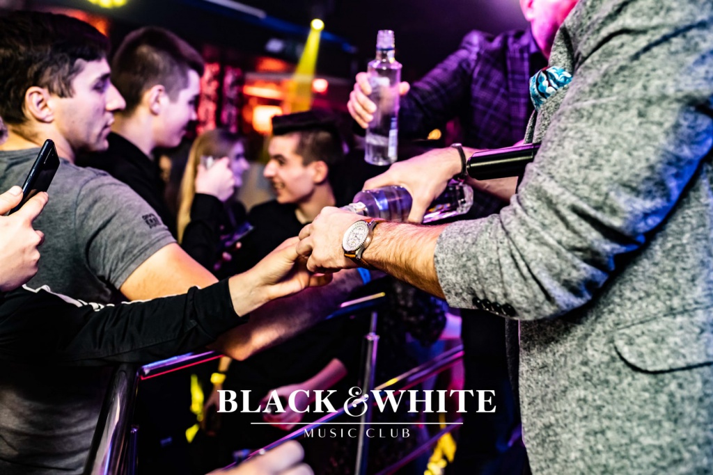 Kubańczyk w Clubie Black&White [19.11.2021] - zdjęcie #36 - eOstroleka.pl