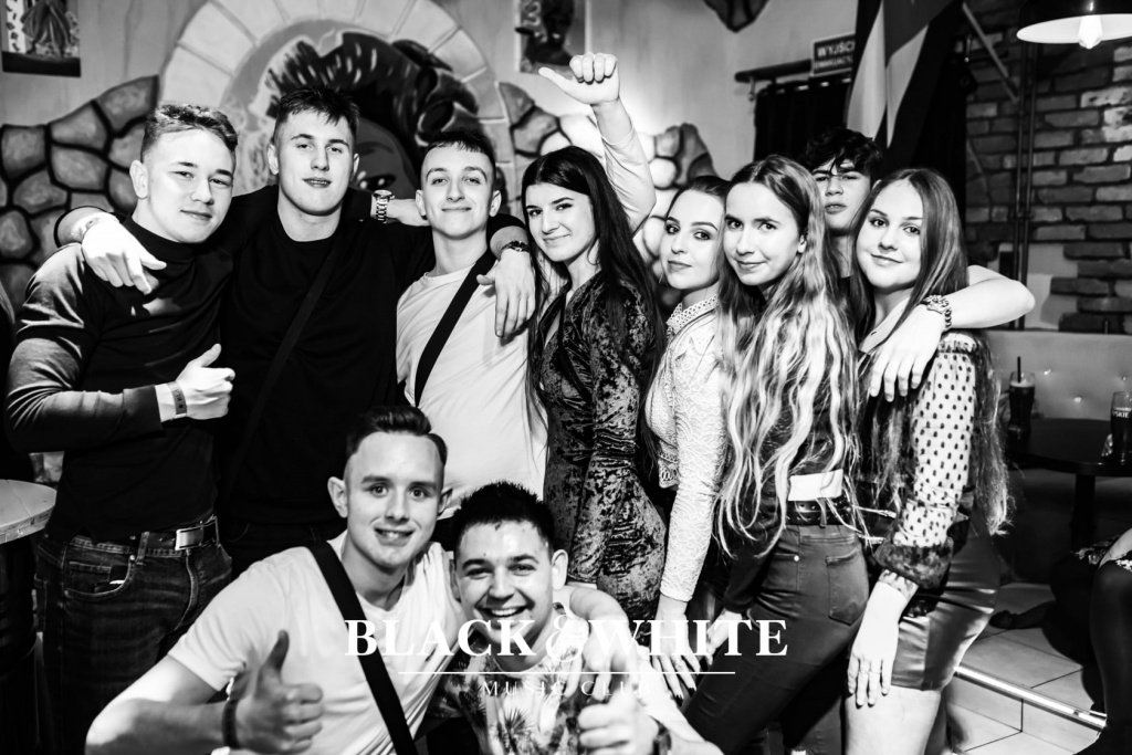 Kubańczyk w Clubie Black&White [19.11.2021] - zdjęcie #24 - eOstroleka.pl