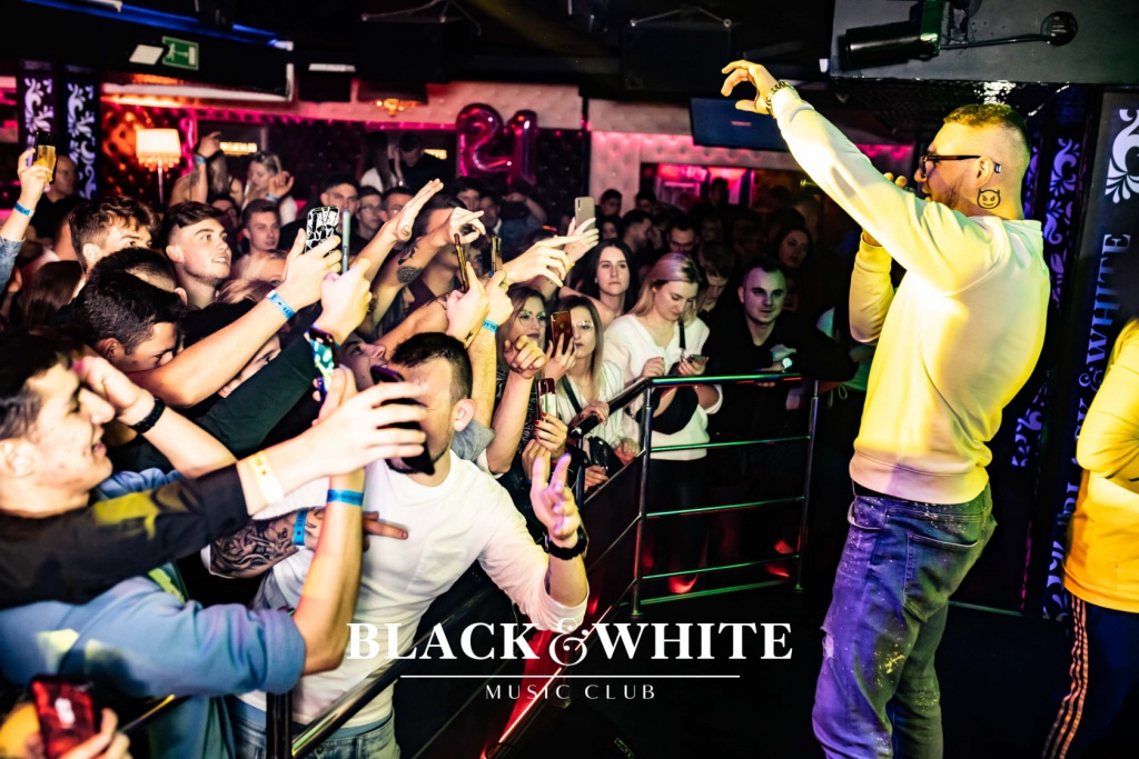 Kubańczyk w Clubie Black&White [19.11.2021] - zdjęcie #16 - eOstroleka.pl