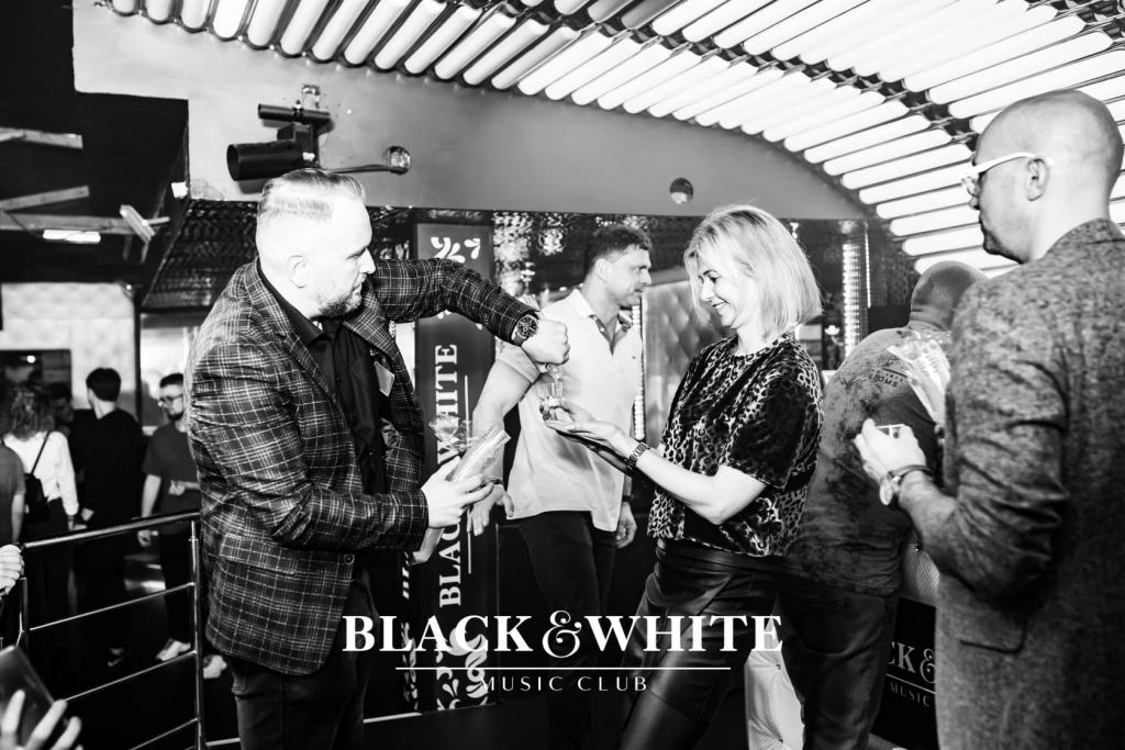 Kubańczyk w Clubie Black&White [19.11.2021] - zdjęcie #8 - eOstroleka.pl