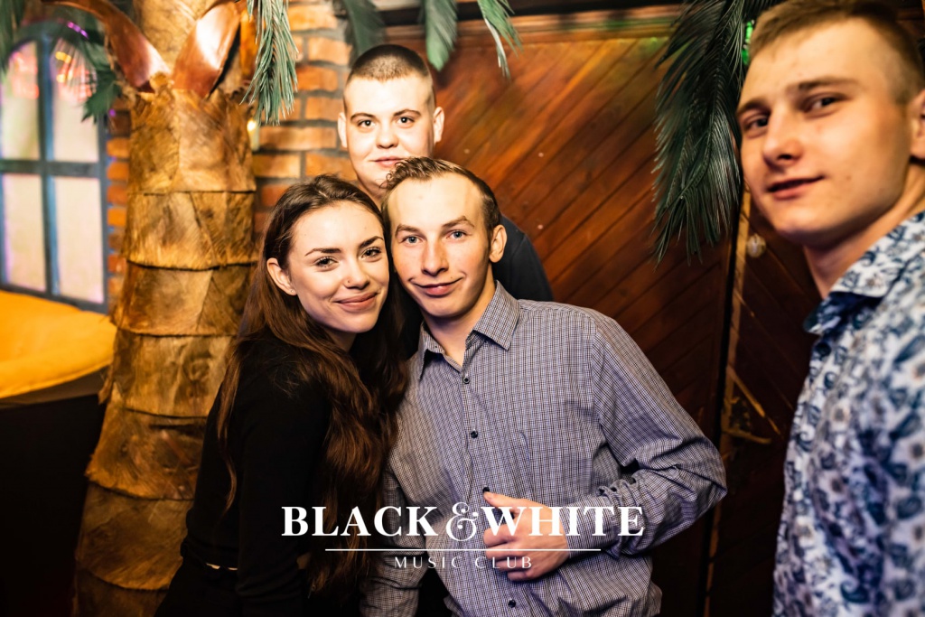 Gorące trzydziestki w Clubie Black&White [20.11.2021] - zdjęcie #38 - eOstroleka.pl