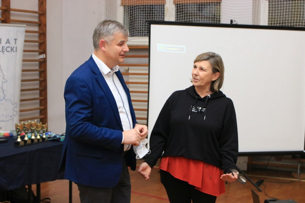 Mikołajki na sportowo w II LO [6.12.2021] - zdjęcie #49 - eOstroleka.pl